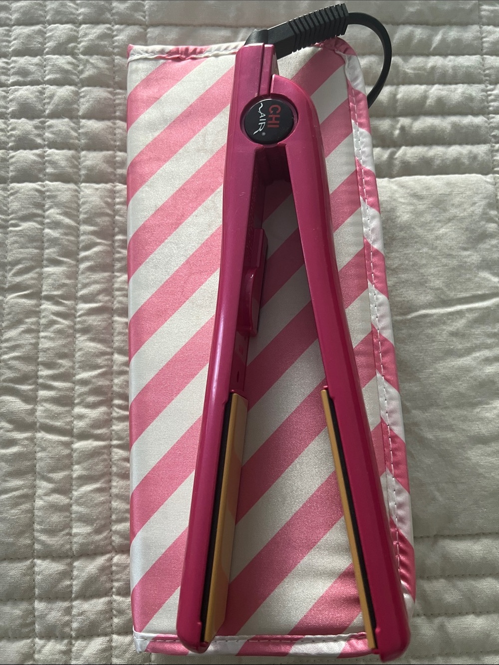 CHI Air Expert Classic Tourmaline Ceramic Hairstyling Iron 1” Pure Pink